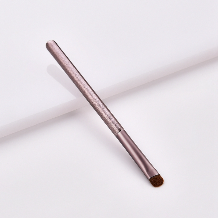 Conjunto de Pincéis de Maquiagem para Sobrancelhas de Champagne Profissional, Pincel de Corretivo, Pincel de Sombra de Olho 7 Estilos Pincel Único