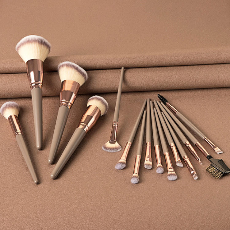 Conjunto de Pincéis de Maquiagem de Luxo com Dupla Ponta por Atacado