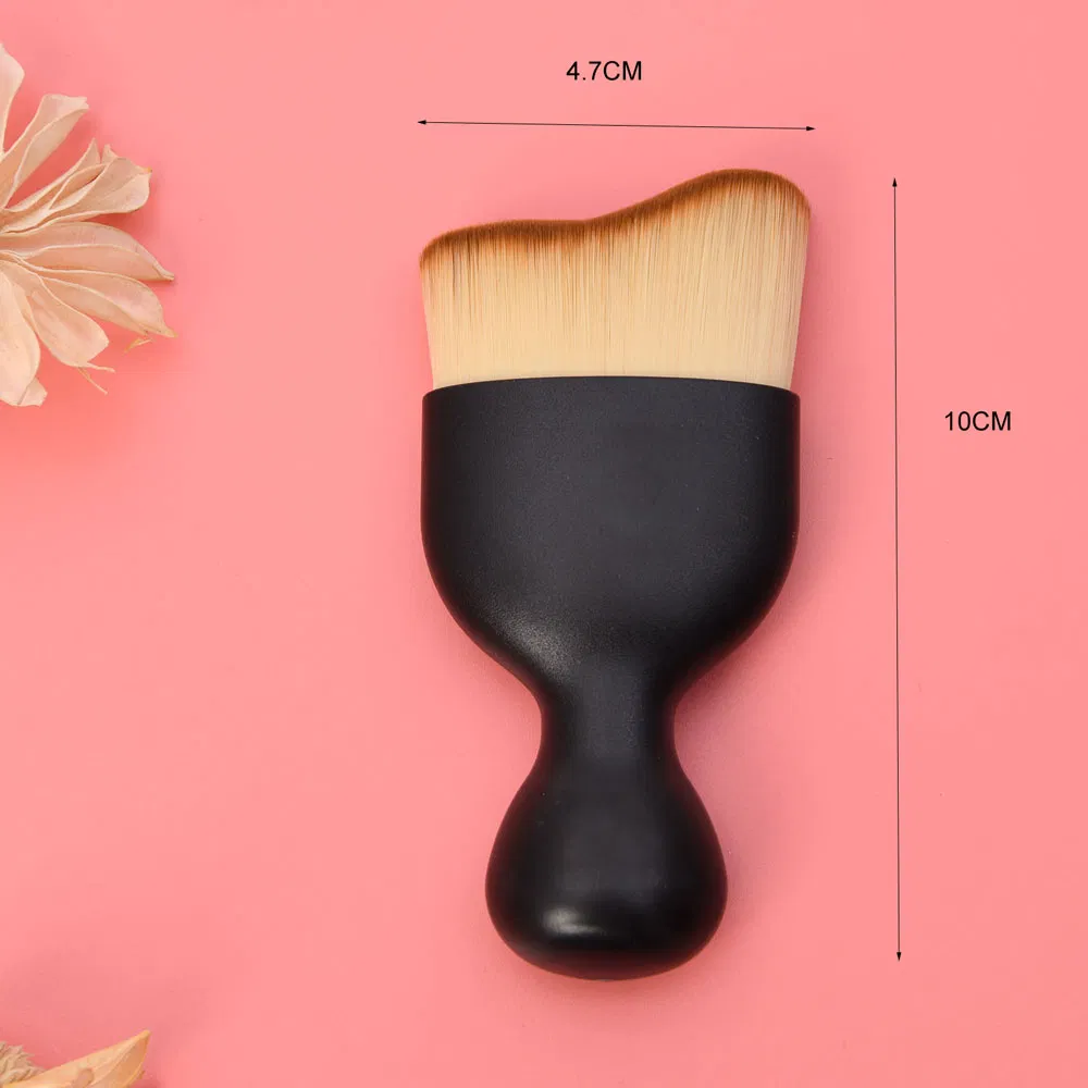 Pincel de Maquiagem para Contorno, Corretivo, Blush e Mistura de Fundos Angulados na Cor Preta
