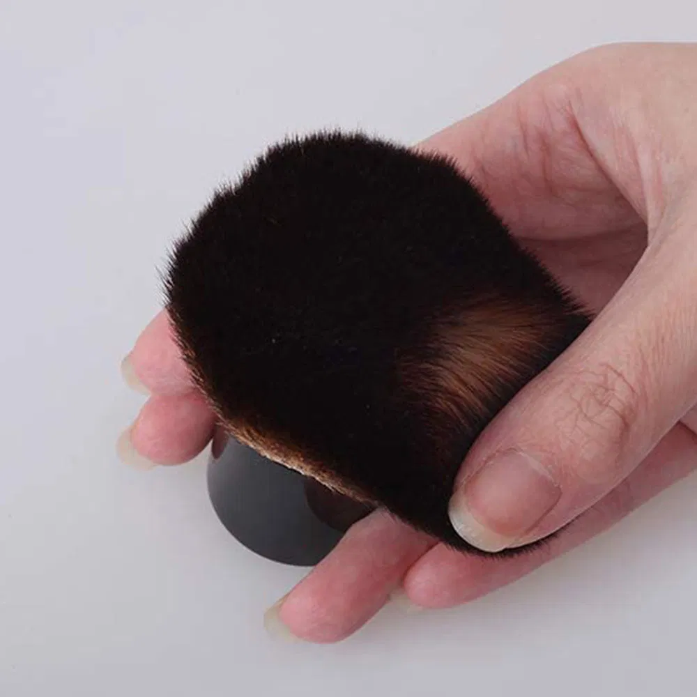Pincel de Maquiagem para Blush em Pó Kabuki com Cabo de Alumínio - Escova Profissional de Beleza e Cuidados Cosméticos