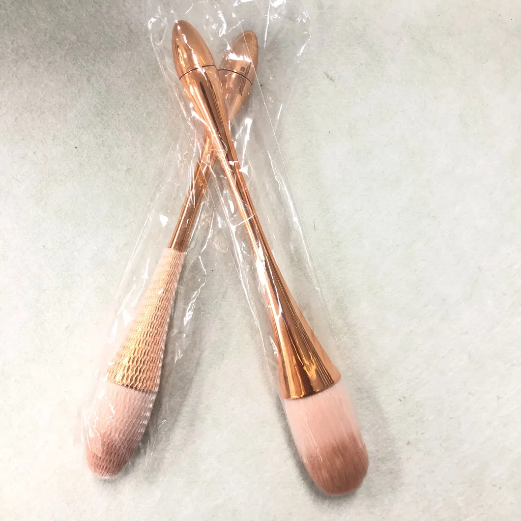 Pincel de Maquiagem para Blush com Forma de Flor de Rosa, Cabo Dourado, Gradiente de Rosa e Laranja, Cerdas Macias