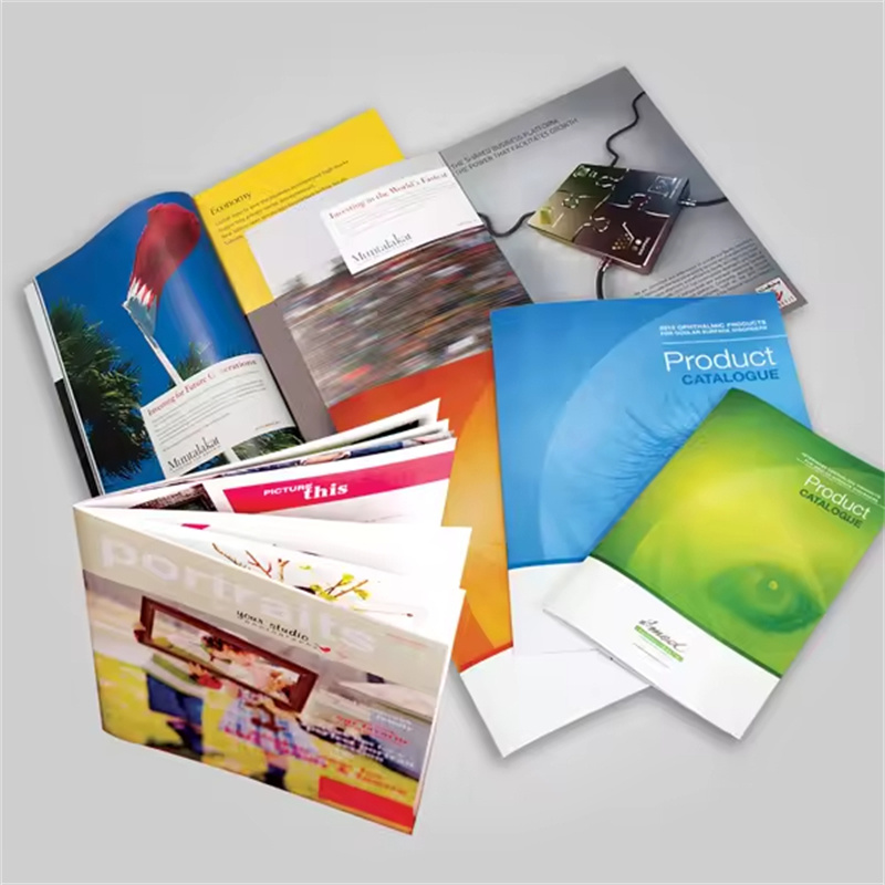 brochure makers