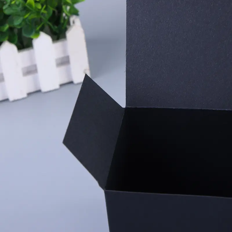 High-Quality Customized Black Card With Foldable Silver Foil Stamping Paper Packaging Box Factories, Service