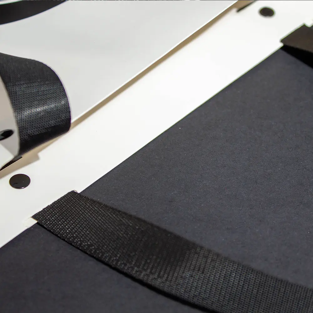 Custom Fancy Designer Waterproof Rivets Paper Present Wrapping Bags Supplier, Service