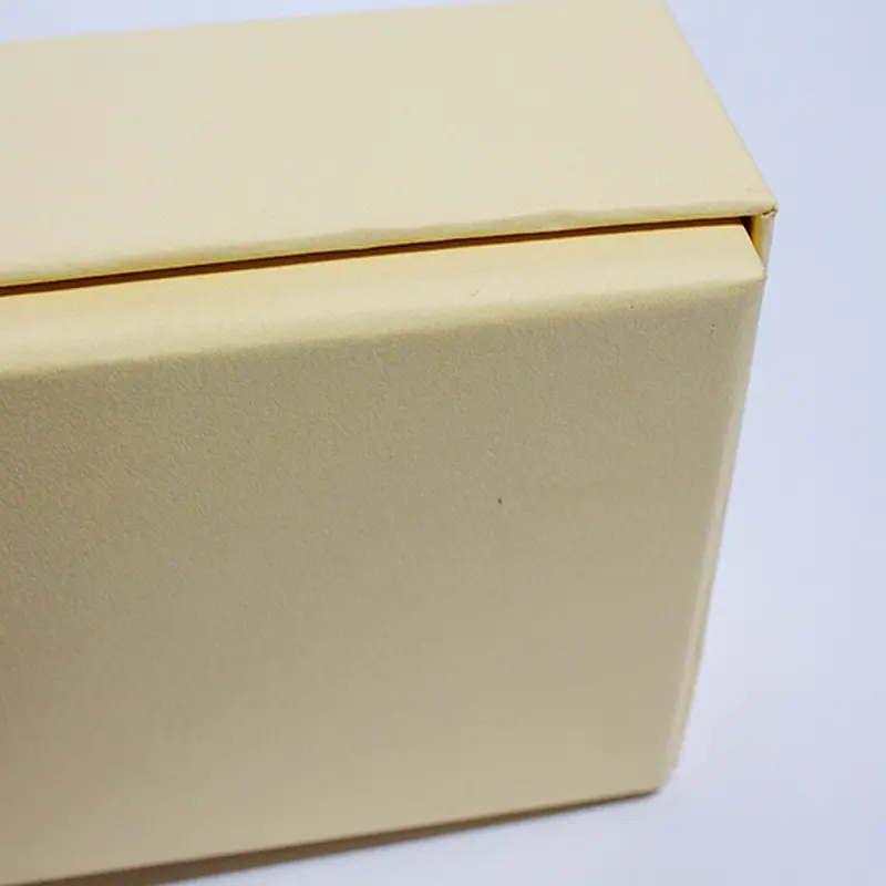 Custom Hot Stamping Silver Process Cardstock Inner Tray Lipstick Container Boxes Packaging With Logo