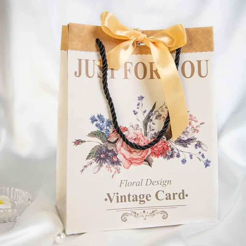 High-Quality Customized Eco Friendly Printed Small Paper Rope Handle Bags For Sweets Factory, Service