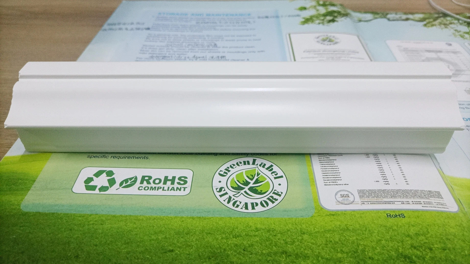 Waterproof 100% PVC Raw Material Expand Foam Back Band Moulding