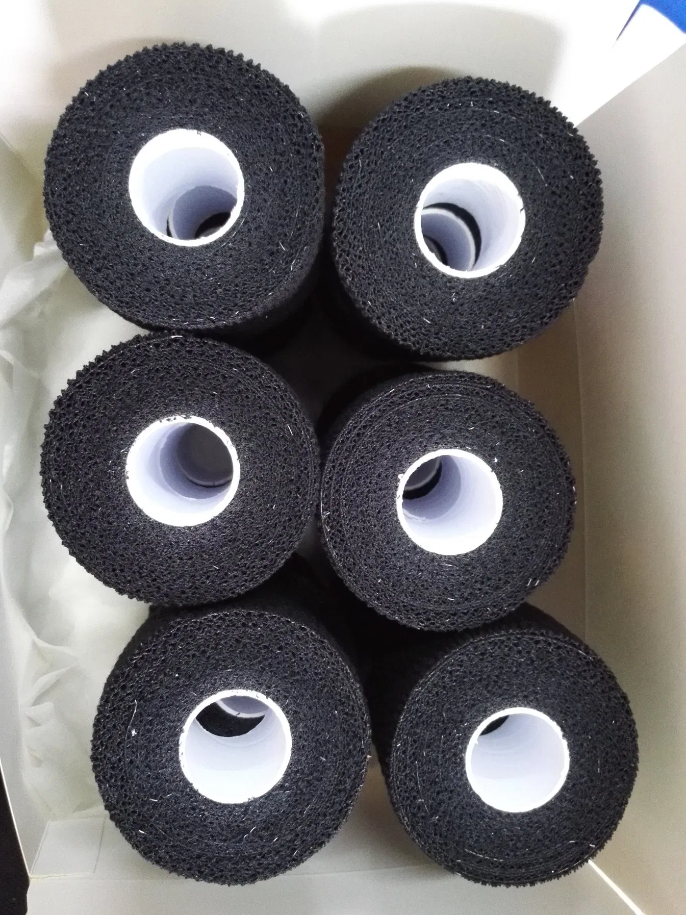 White Color Beige Color Black Color Cotton Stretch Tape Light Eab Hand Tearable Elastic Bandage Size 2.5cm/3.8cm/5cm/7.5cmx4.5m/6.9m with CE ISO FDA
