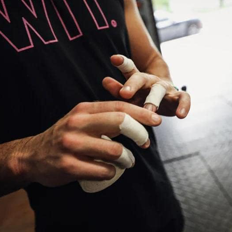 OEM Custom White Zinc Oxide Sports Tape with Zigzag Edges