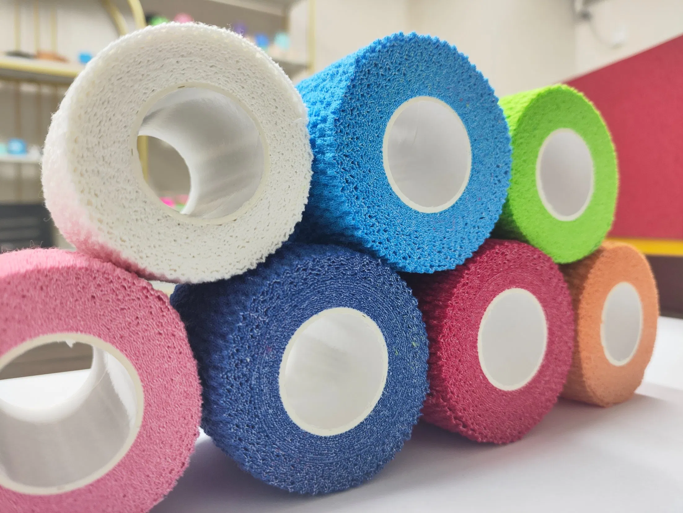 Mdr CE Approved Multi-Color High Quality Light Cotton Hand-Tearable Elastic Adhesive Bandage