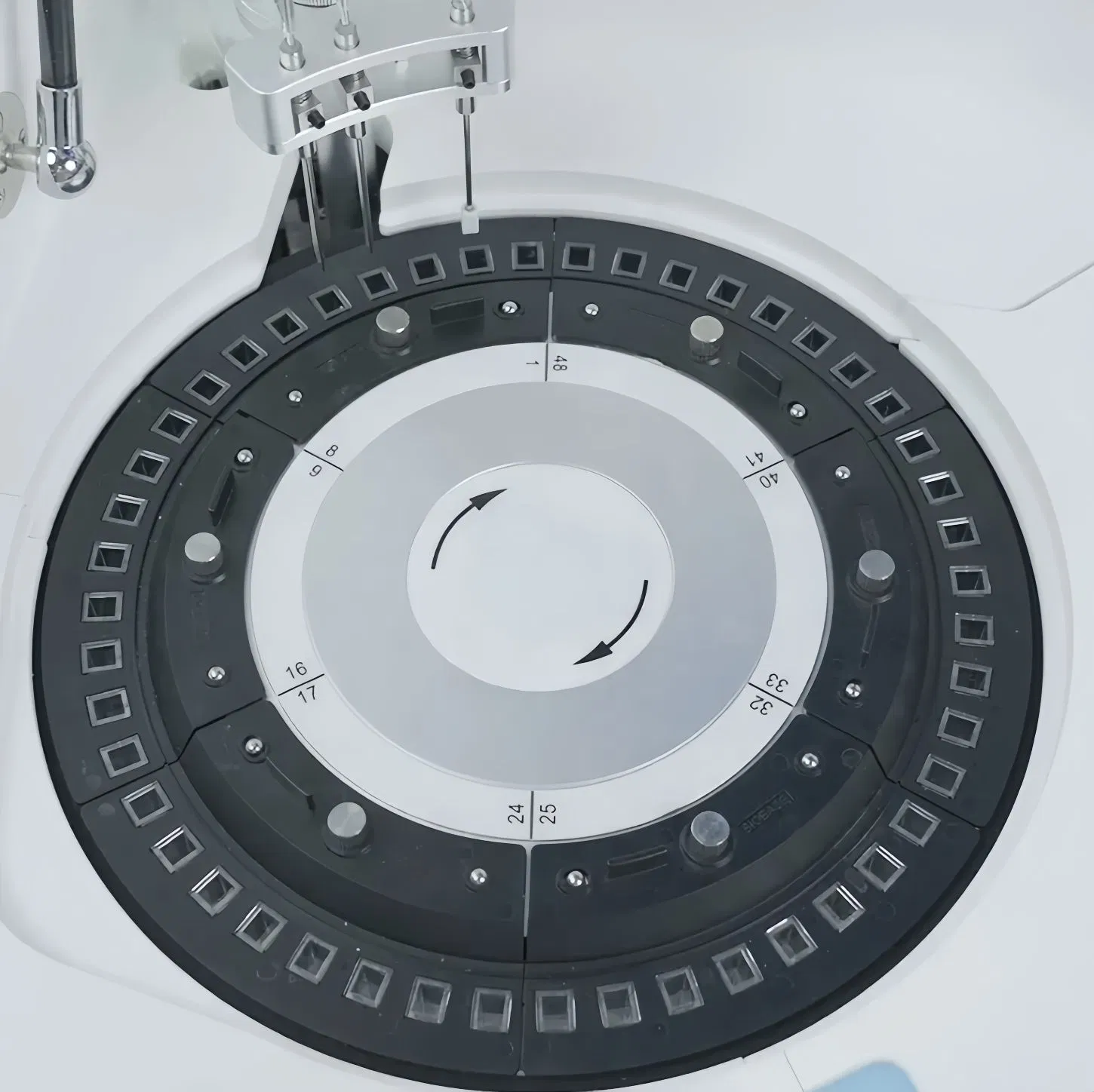 Automatic Clinical Blood 200 Tests/Hour 2-70 Volume Chemistry Biochemistry Analyzer for Lab