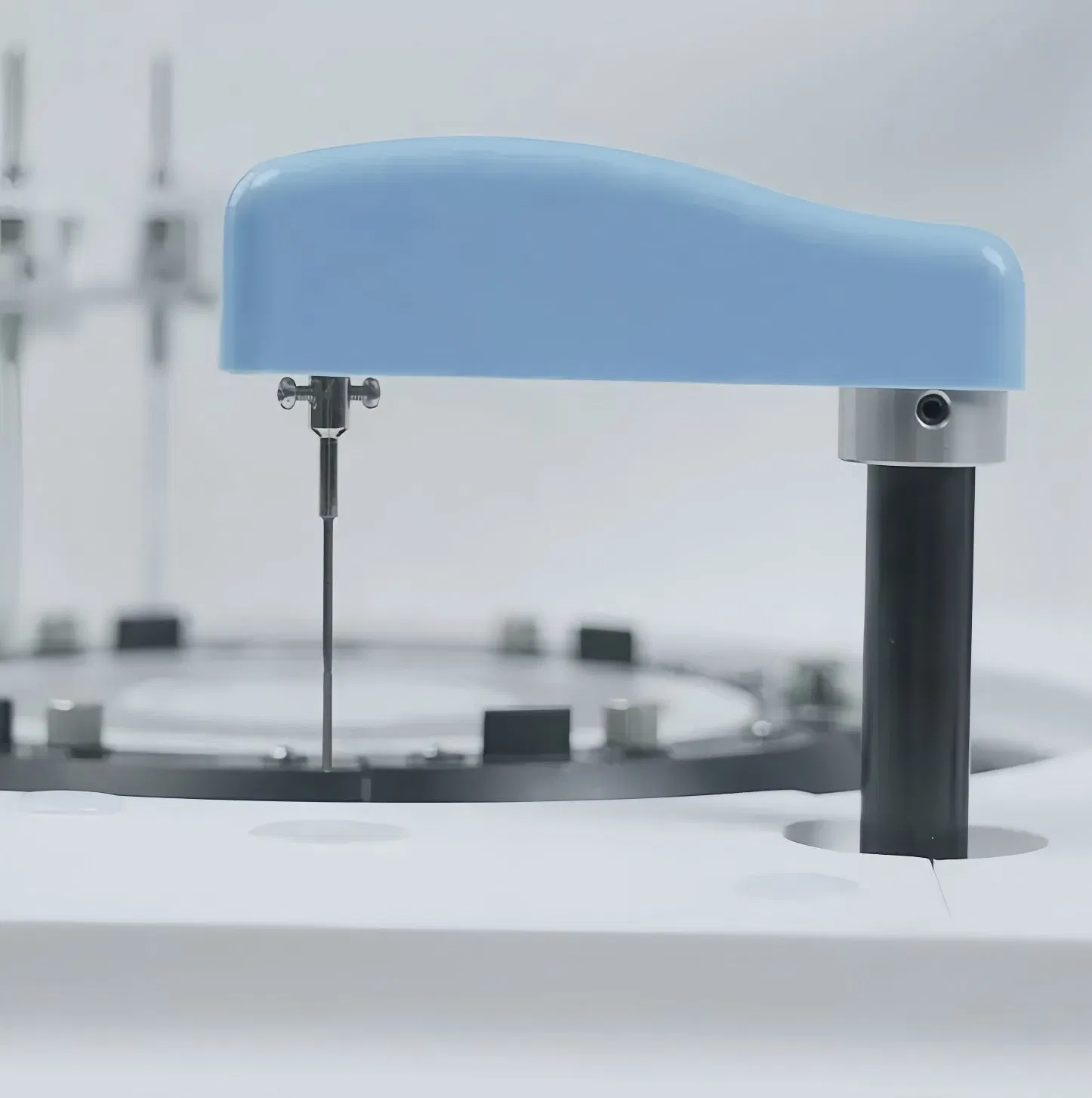 Automatic Clinical Blood 200 Tests/Hour 2-70 Volume Chemistry Biochemistry Analyzer for Lab