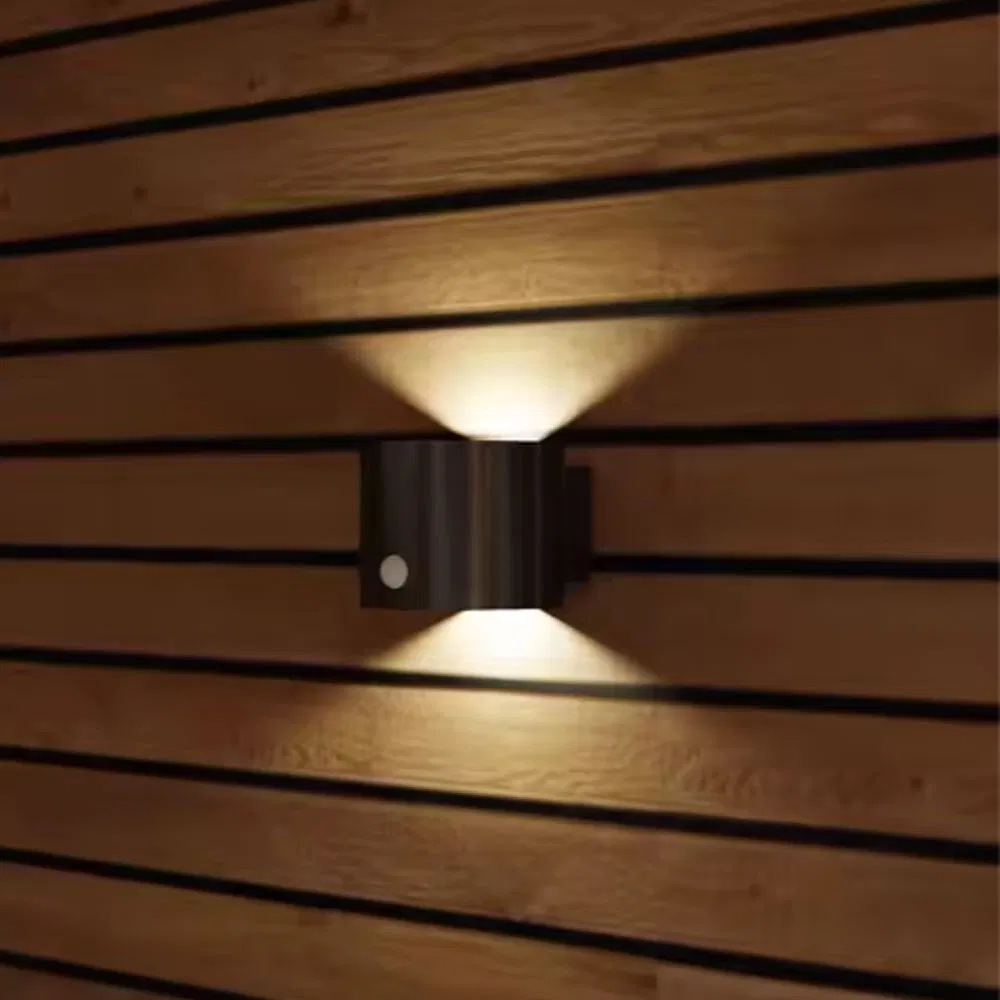 Luz solar exterior LED opulenta a prueba de agua con sensor para escalones, escaleras, cercas, puertas de villas, luces solares de pared para exteriores nocturnas