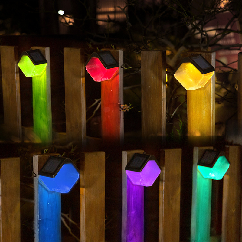 Luz de cerca solar exterior LED lámpara de pared solar impermeable luz luminosa para jardín