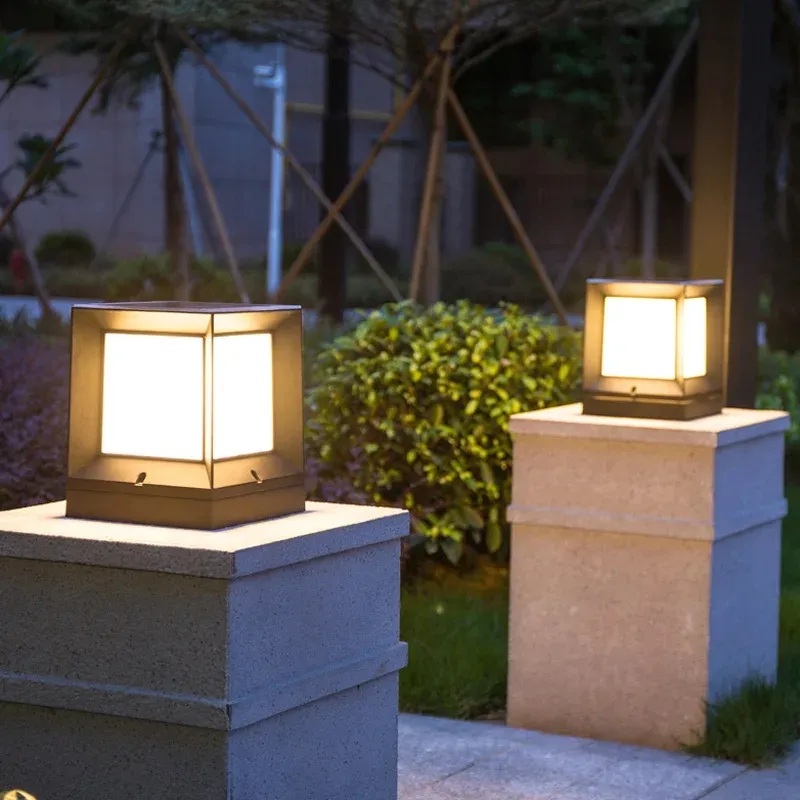 Luz decorativa de pilar de puerta de cerca al aire libre cuadrada de aluminio LED solar impermeable IP65