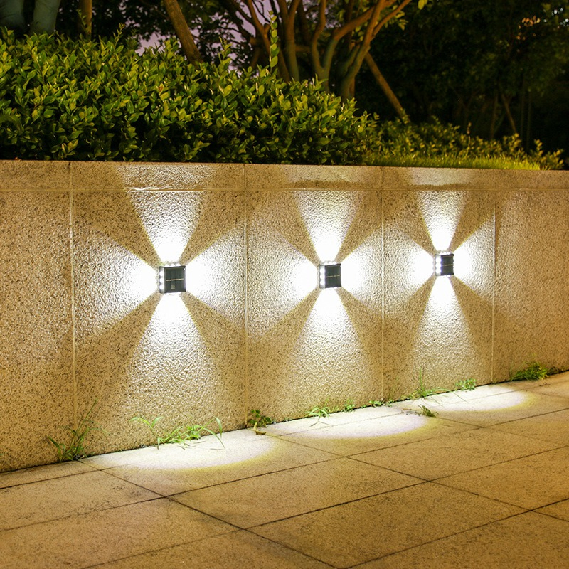 Lámpara de pared LED impermeable con espejo convexo de cuatro lados para exteriores, luz decorativa para jardín y escalera