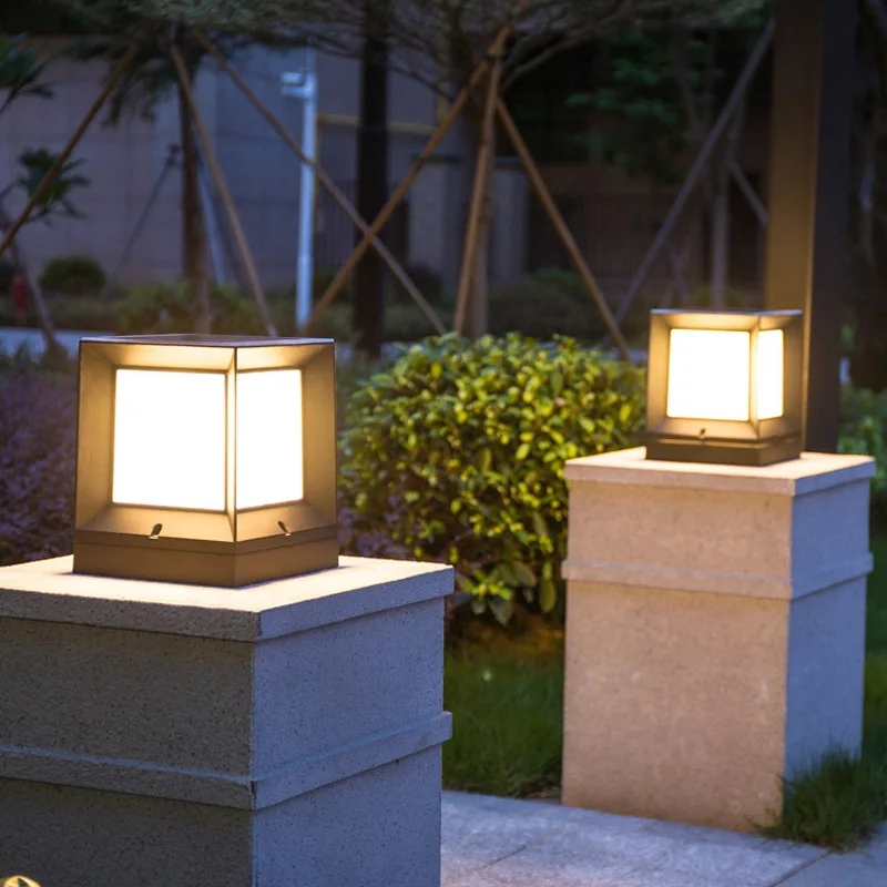 Luz decorativa de pilar de puerta de cerca al aire libre cuadrada de aluminio LED solar impermeable IP65