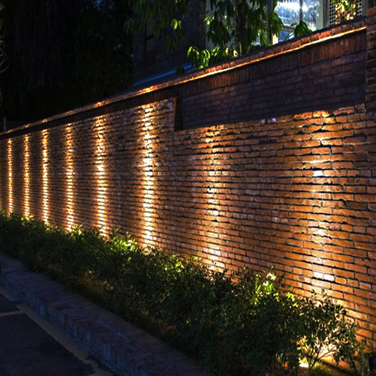 Focos LED de paisajismo solares de bajo voltaje a prueba de agua para decoración de jardín
