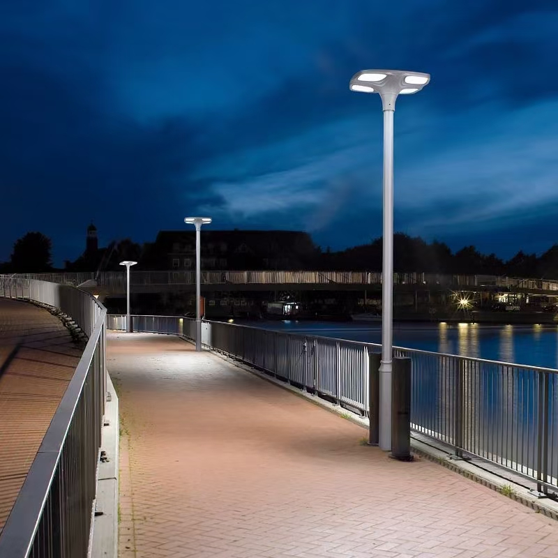 Luz solar de pilar para patio exterior más brillante