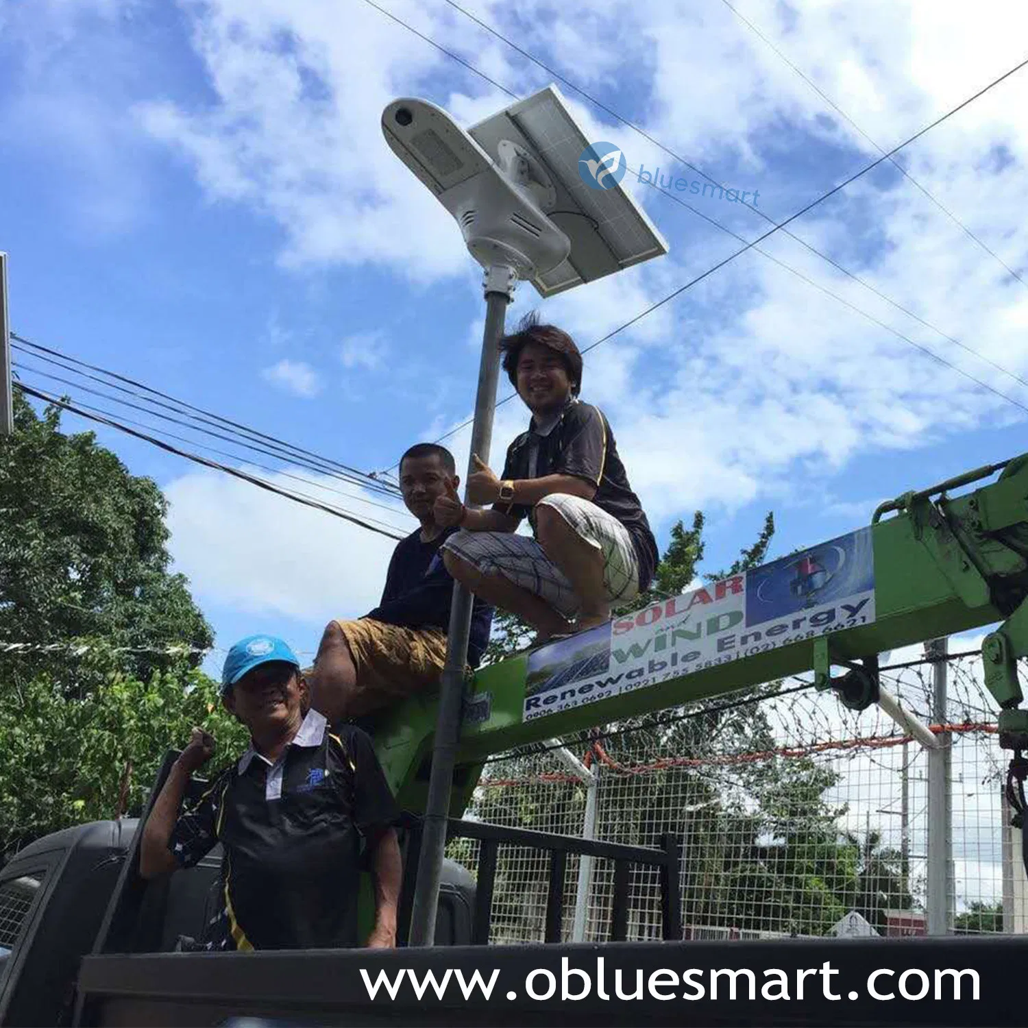 Luces LED solares para exteriores, luces solares inteligentes para calles, postes