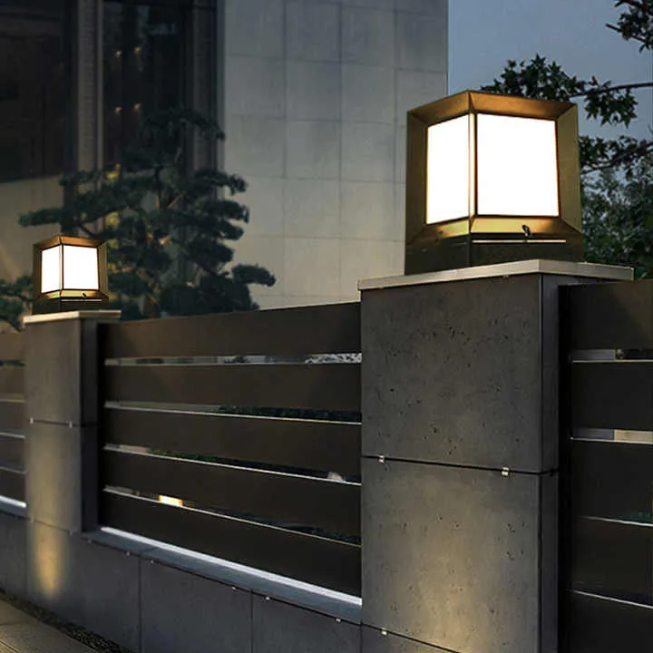 Luz decorativa de pilar de puerta de cerca al aire libre cuadrada de aluminio LED solar impermeable IP65
