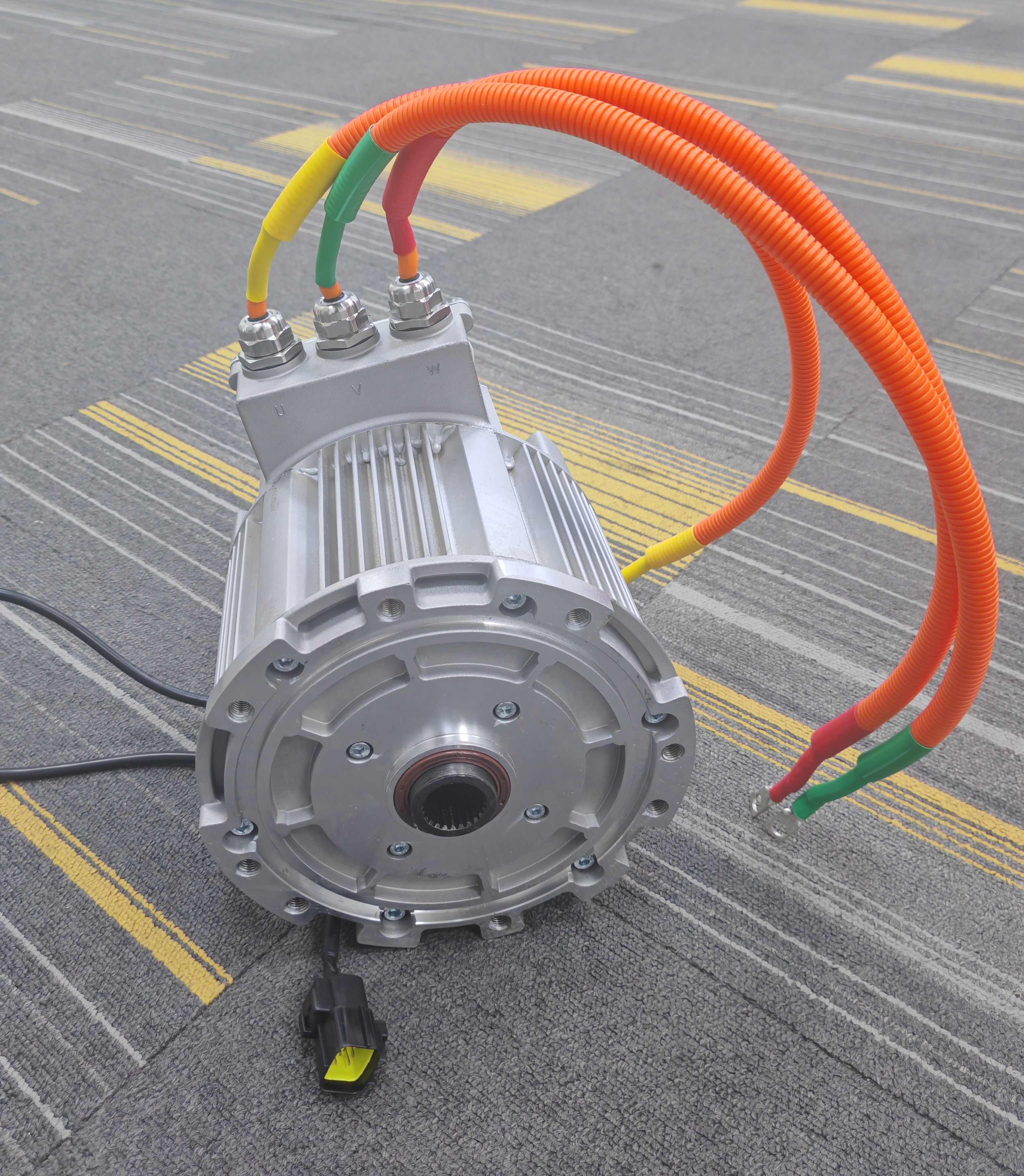 Resolver 4KW 3000RPM 72V IP67 3 Phase DC PMSM S9 97% Efficiency Red Copper Hairpin Winding Permanent Magnet Synchronous Motor