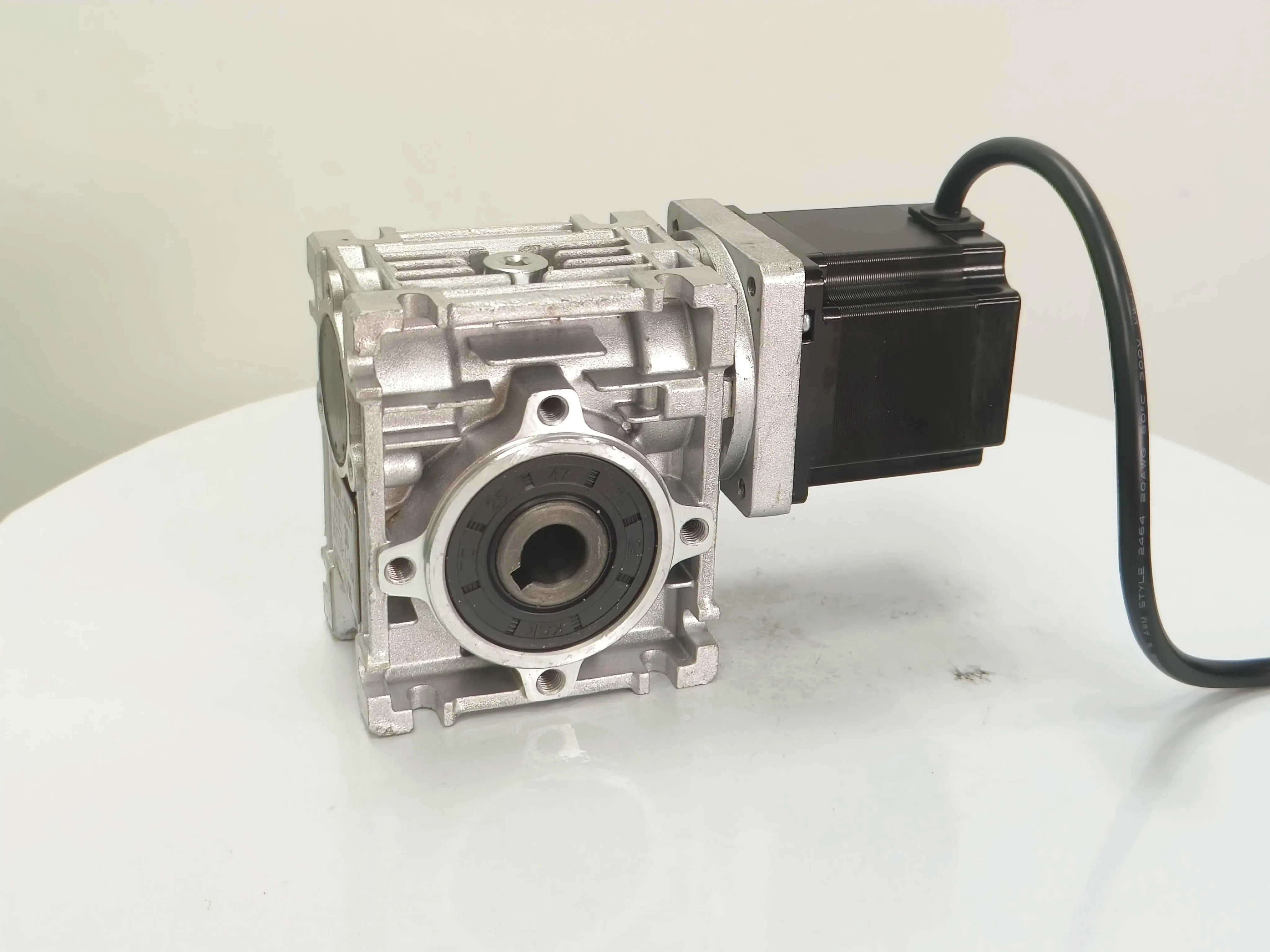 5: 1-80: 1 NEMA23 Worm Gear Stepper Motor with Nmrv30 Speed Reducer NEMA 23 Motor Length 56mm