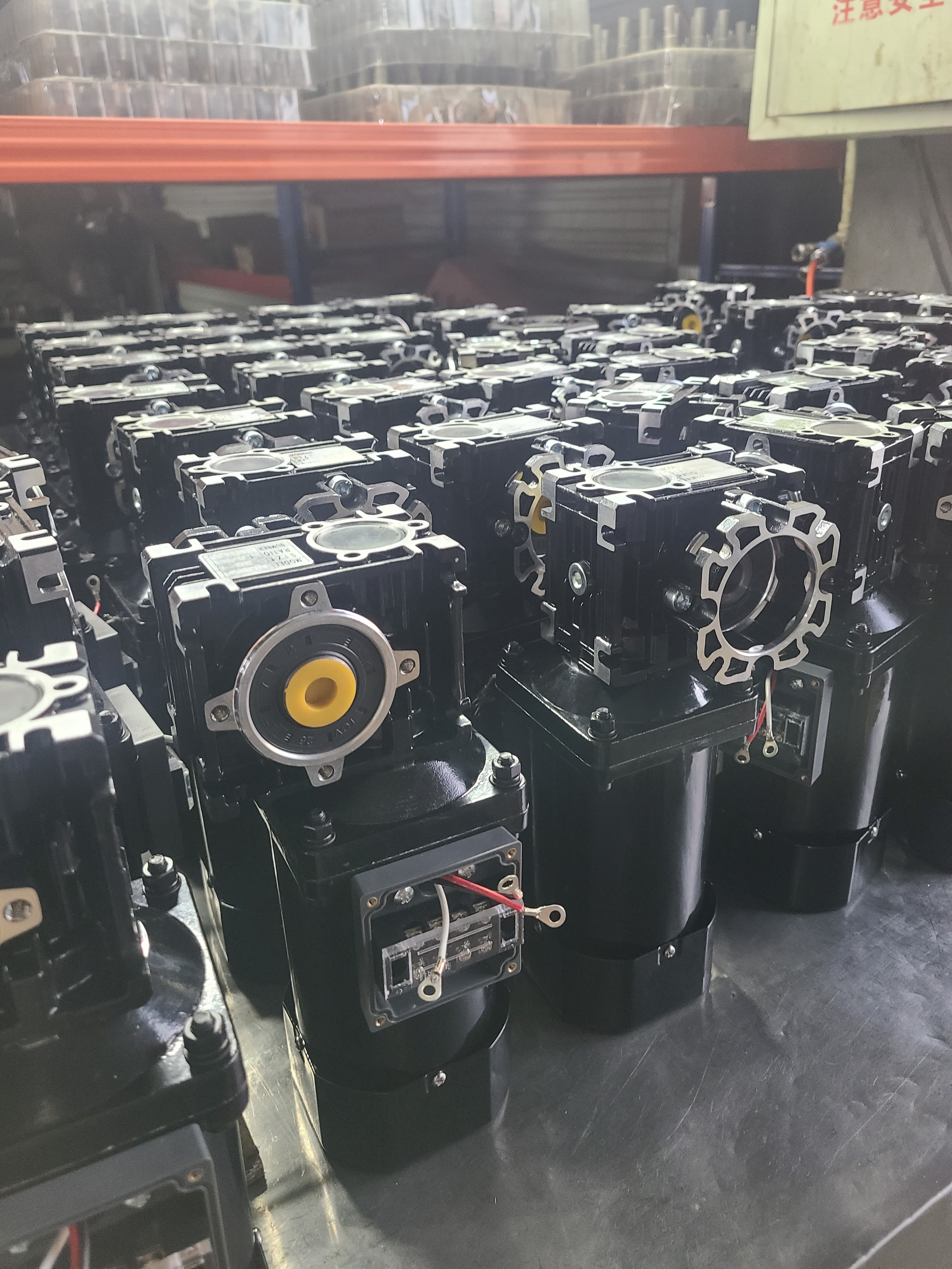 40W~250W AC Gear Motor with NMRV30 RV40 RV50 Worm Gearbox Speed Reducers Includes Speed Controller