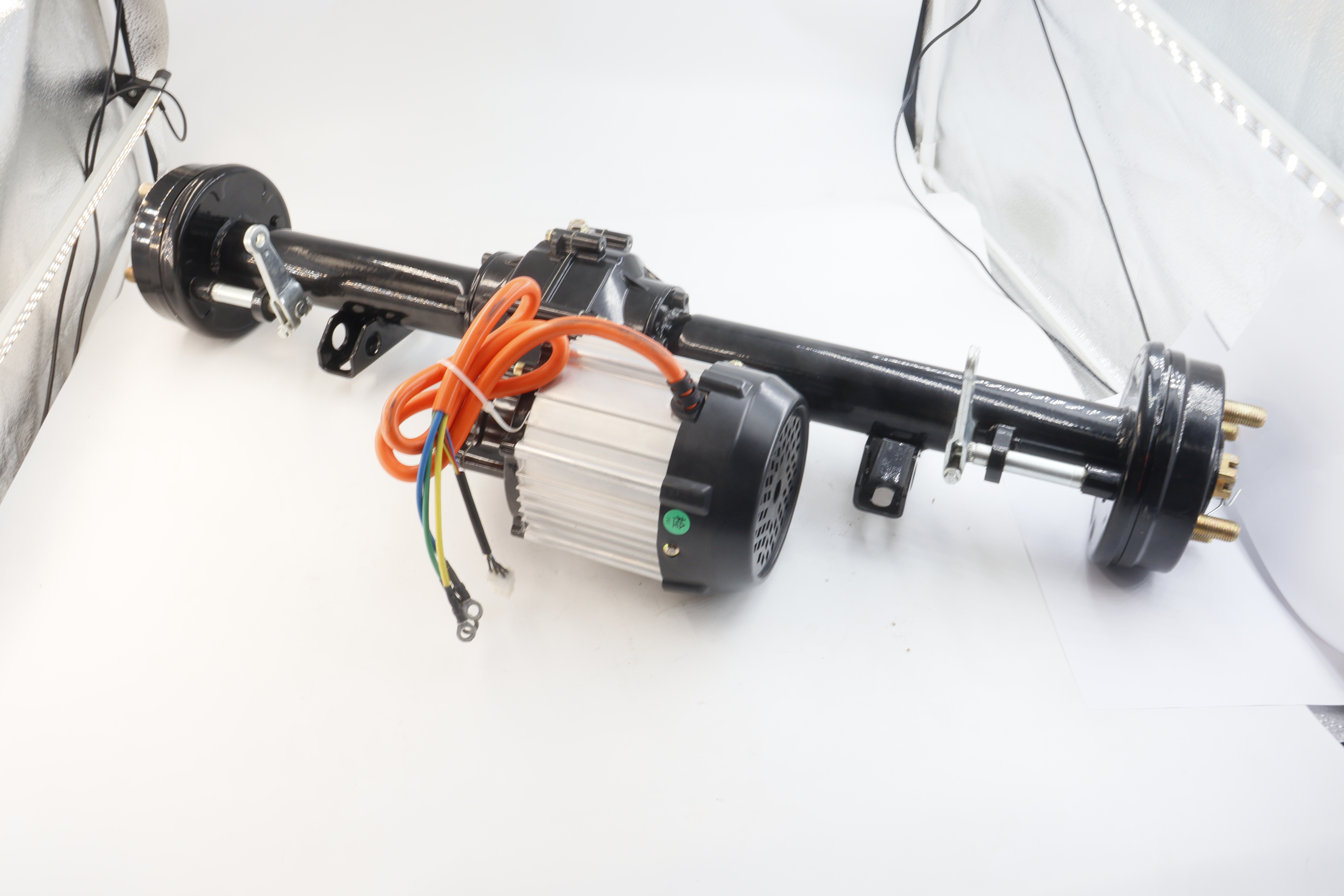 YP, Yuxin Wholesale Permanent Magnet Synchronous Motor 1.2KW 48v-72v Brushless Dc Motor Transaxle For Electric Tractors
