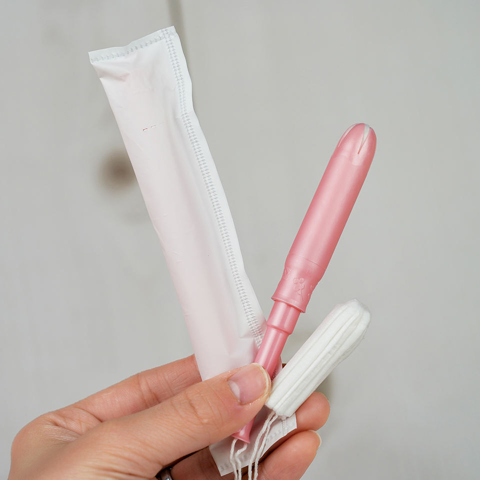 Tampones biodegradables ecológicos con aplicador y punta redondeada suave