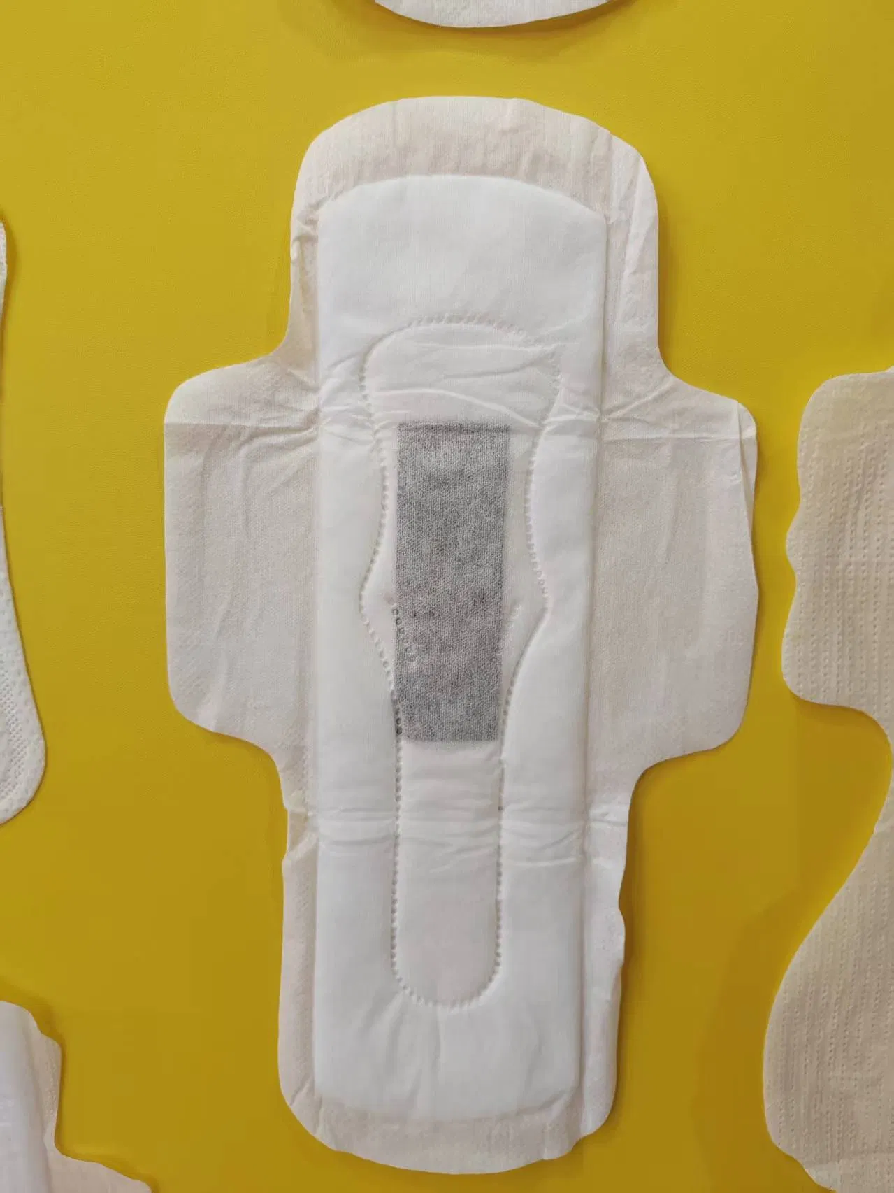 Venta caliente suave de algodón seco de absorbencia Super rápido durante la noche Sleaping mujer toalla sanitaria desechable almohadilla sanitaria atención Femine barata fabricante OEM