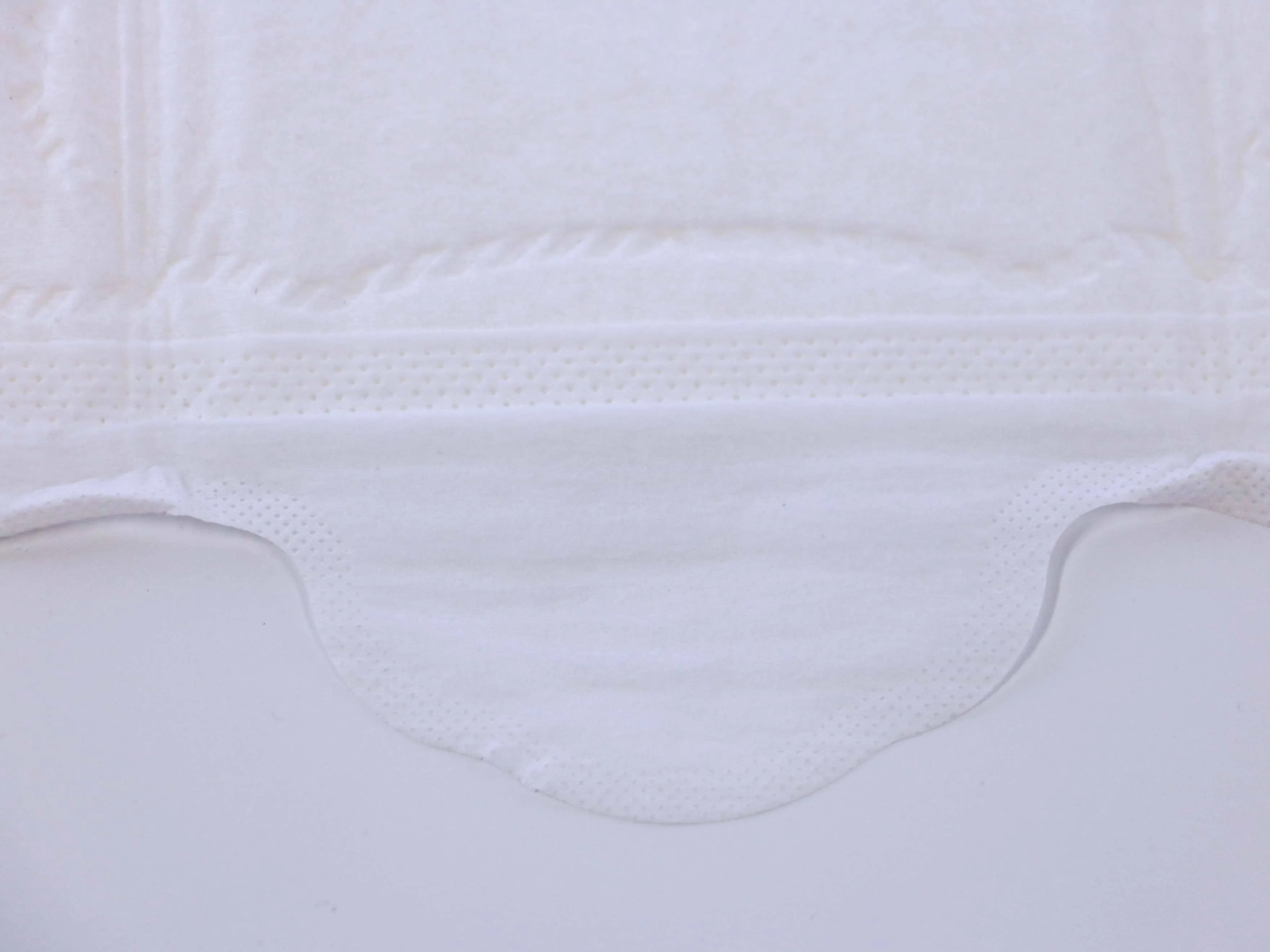 Compresas menstruales de algodón orgánico ultra suave con alas para comodidad durante todo el día