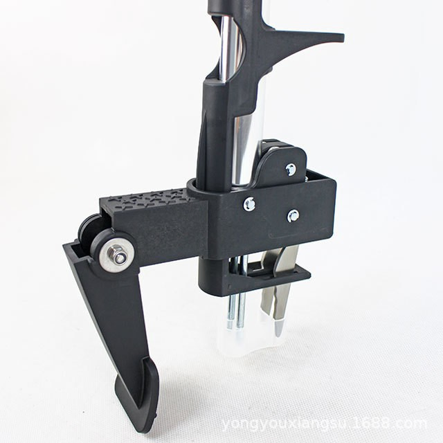 4-Claw Stand up Weed Puller Tool, Gardening Hand Weeding Tool with 39" Long Ergonomic Handle with Easy-Eject Mechanism