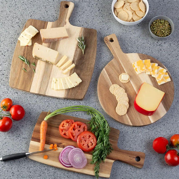 Eco-Friendly Acacia Wood Kitchen Cutting Board with Custom Engraving