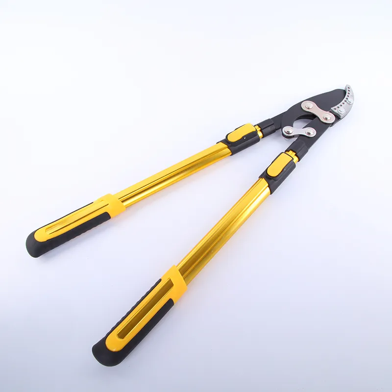Lightweight Long Handled Bypass Lopper