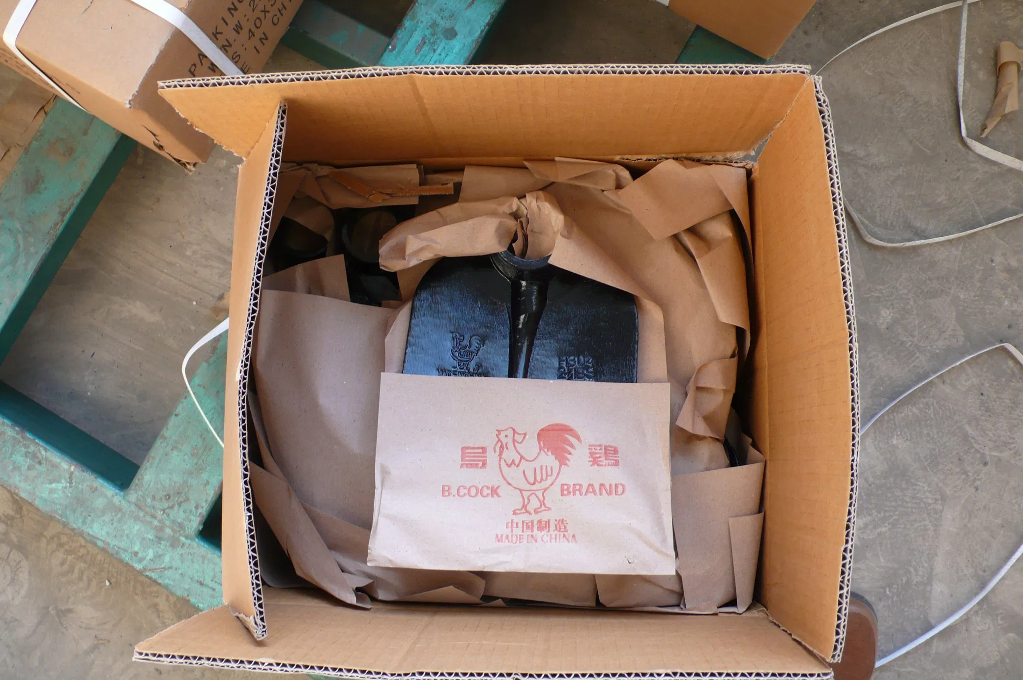 Farm Hoe Rail Steel Headed Hand Plastic Tool Hoe with Handle