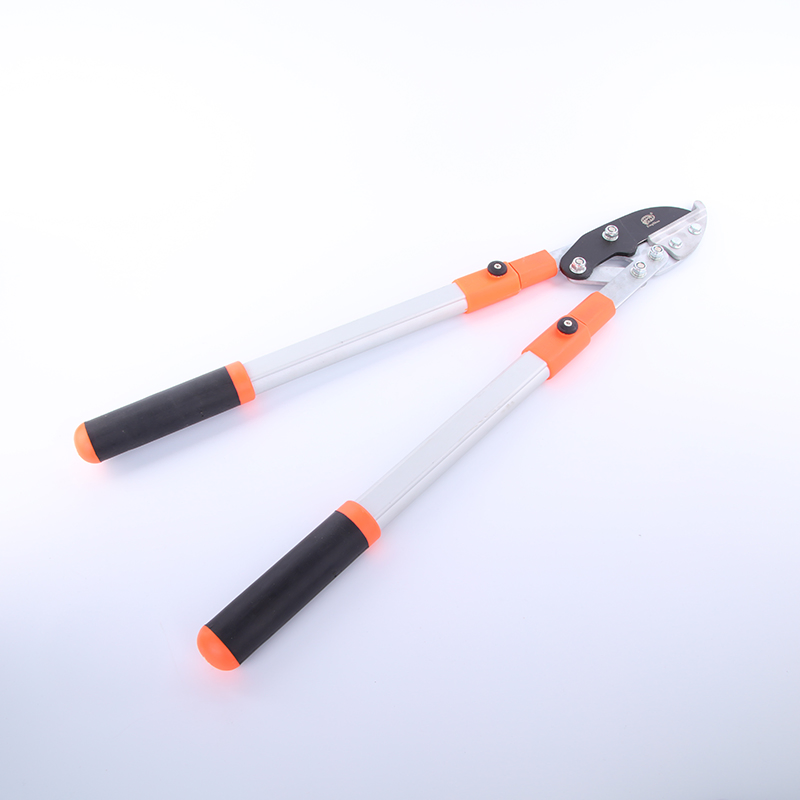 Long Handled Bypass Lopper for Effective Garden Pruning