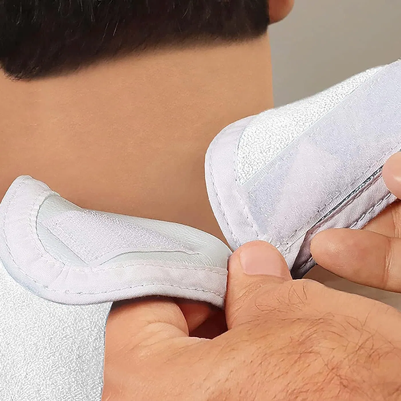 Elderly Saliva Pouches, Adult Bibs, Ultra-Fine Fiber Solid Color Auxiliary Food Tools, Adult Aprons