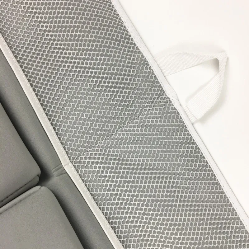 Bath Kneeler Detail 7