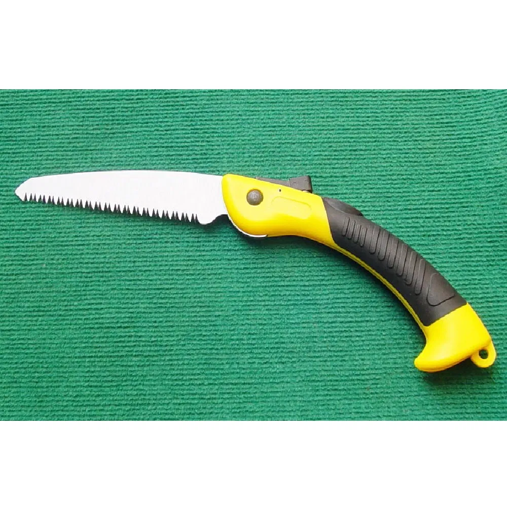 Compact Garden Folding Saw Ideal for Outdoor Gardening Tasks