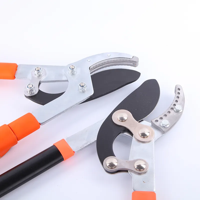 Long Handled Bypass Lopper 11