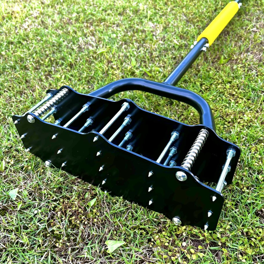 Hand Cultivator Lawn Aerator Tool for Garden Soil Loosening &amp; Aeration