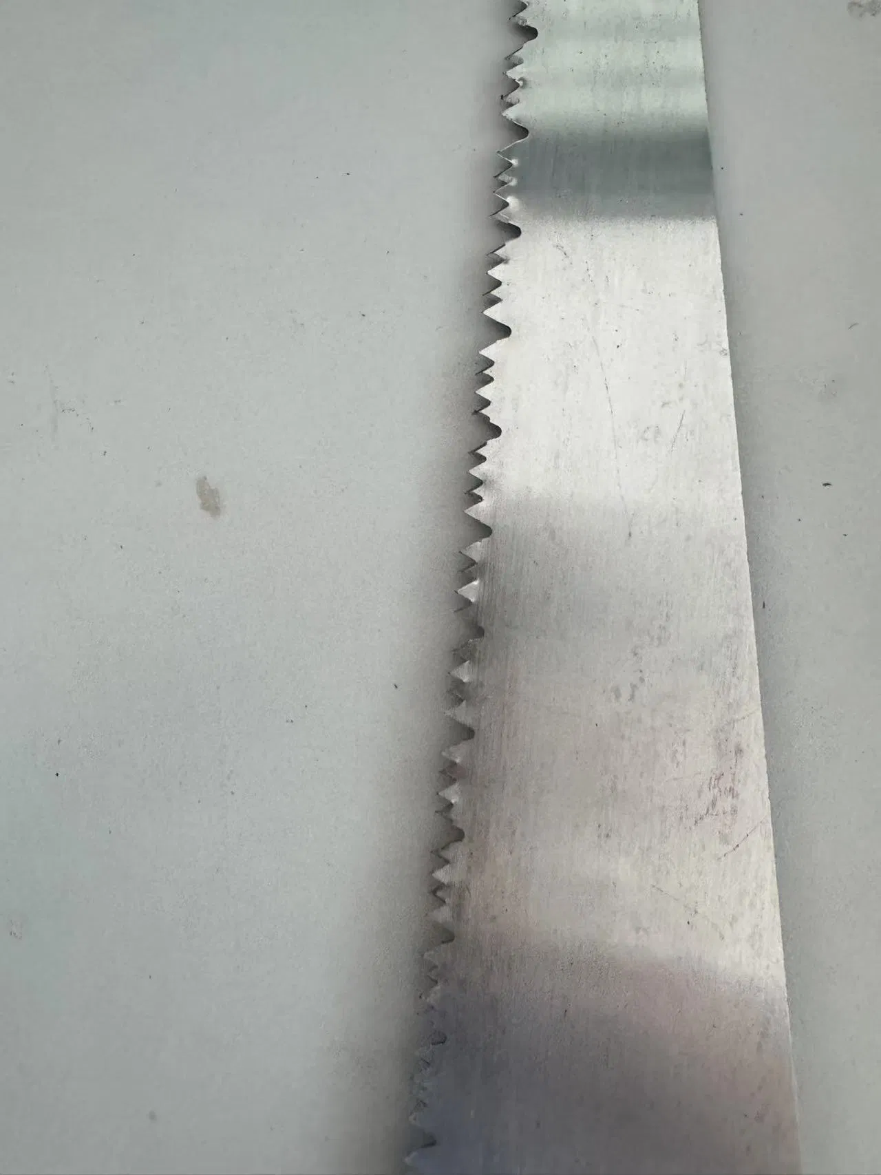 Compact Garden Folding Saw Ideal for Outdoor Gardening Tasks