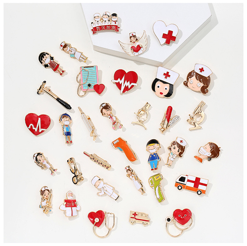 Hot Sale Heart Metal Craft Pins Badge Wholesale Zinc Alloy Cartoon Enamel Pin Custom Lapel Pins Stethoscope for Doctors Nurses