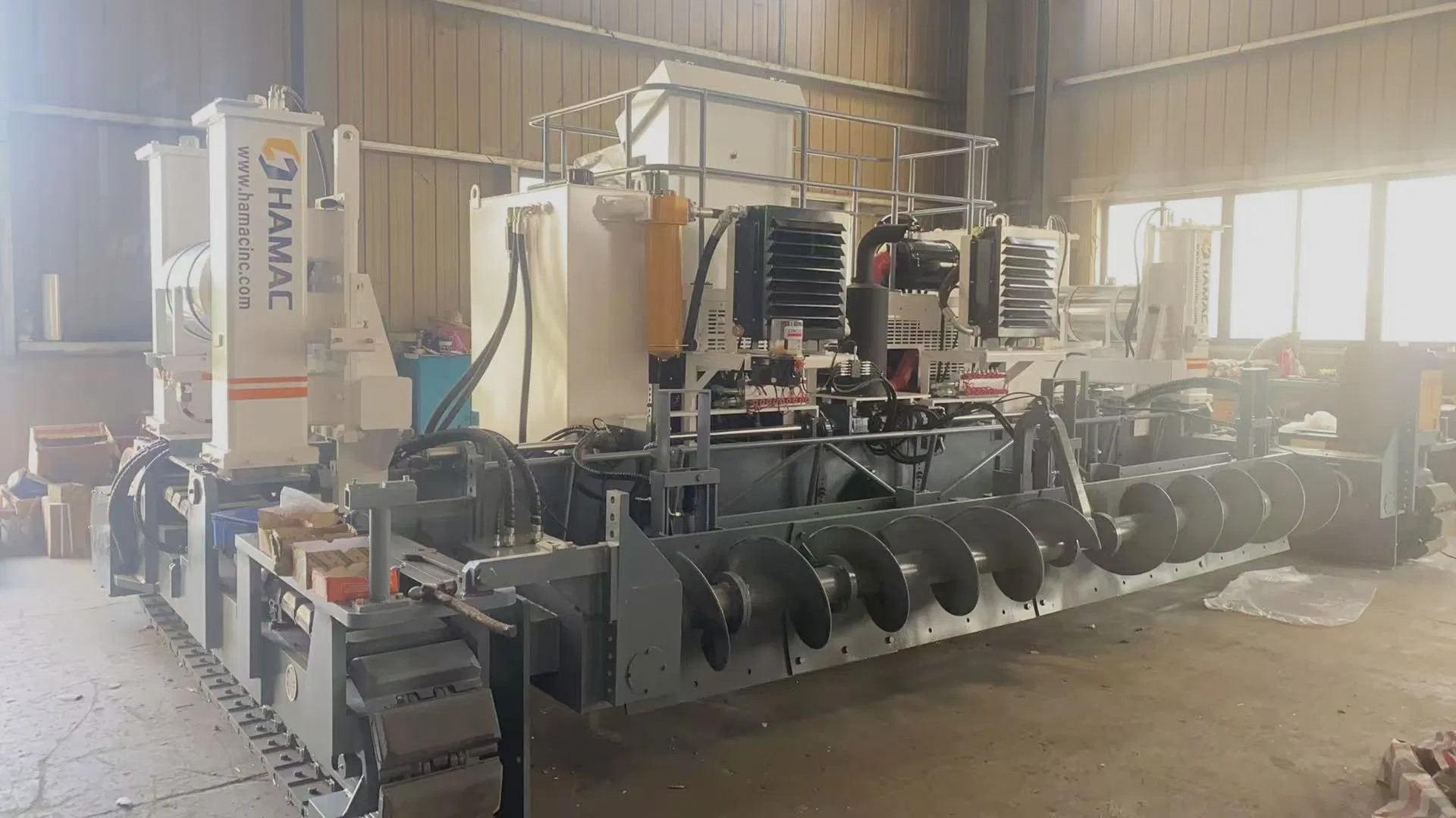 5m Road Drainage Ditches Paving Fully Automatic Concrete Slipform Paver Curb Machines