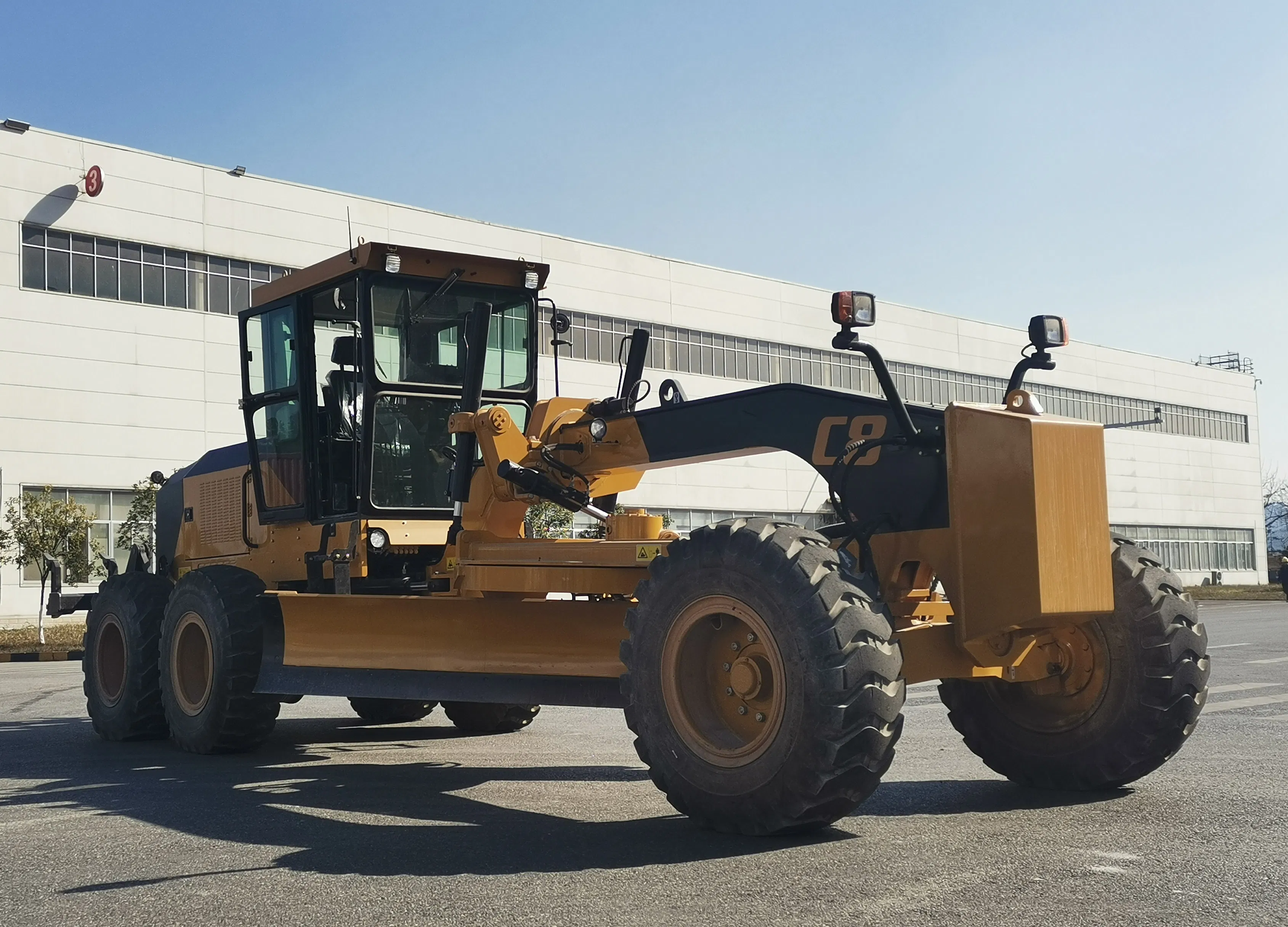 Road Construction 132.5kw 750nm Motor Grader Stg170c for Drainage Ditches