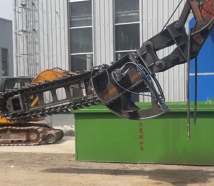 Hydraulic Trencher with Chain Saw Ditching Trenching Machine Excavator Rock Trencher