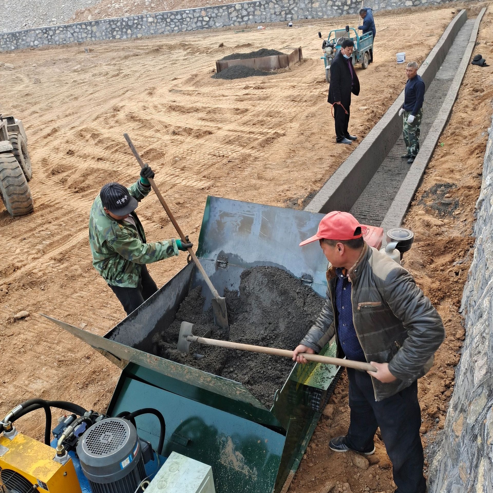 Cement Ditch Forming Machine Description