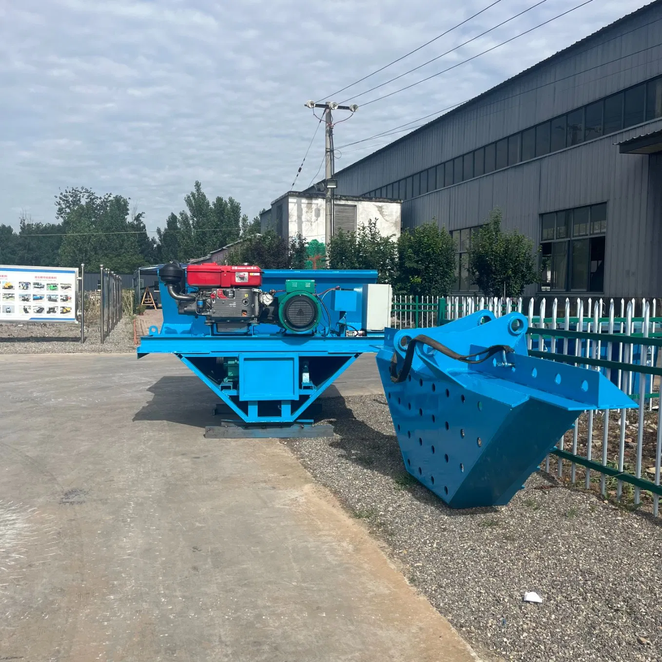 Integrated Cast-in-Place Trapezoidal Canal Lining Machine