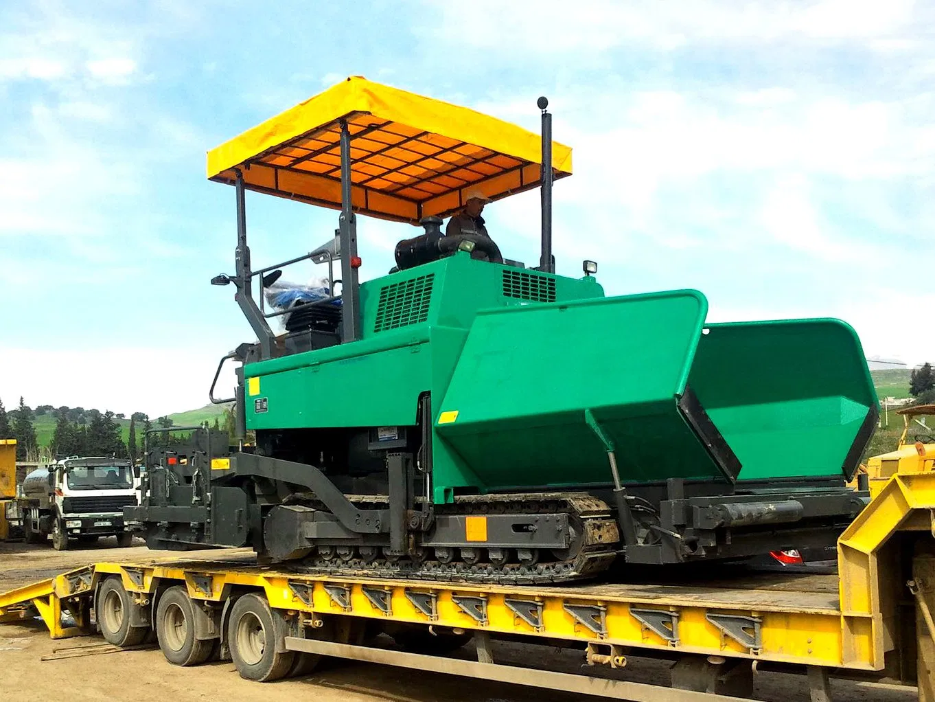 Small Asphalt Paver RP802 for Sale